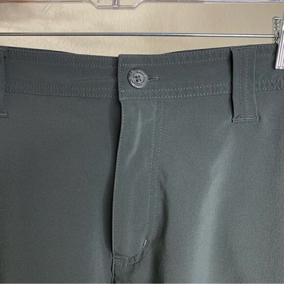 Columbia Regular Fit City Gray Men’s Hiking Shorts - Picture 4 of 13